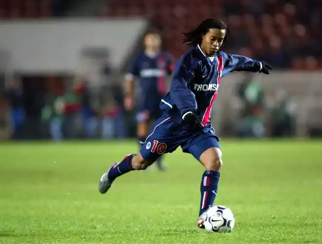 巴萨的防线 巴萨的防线